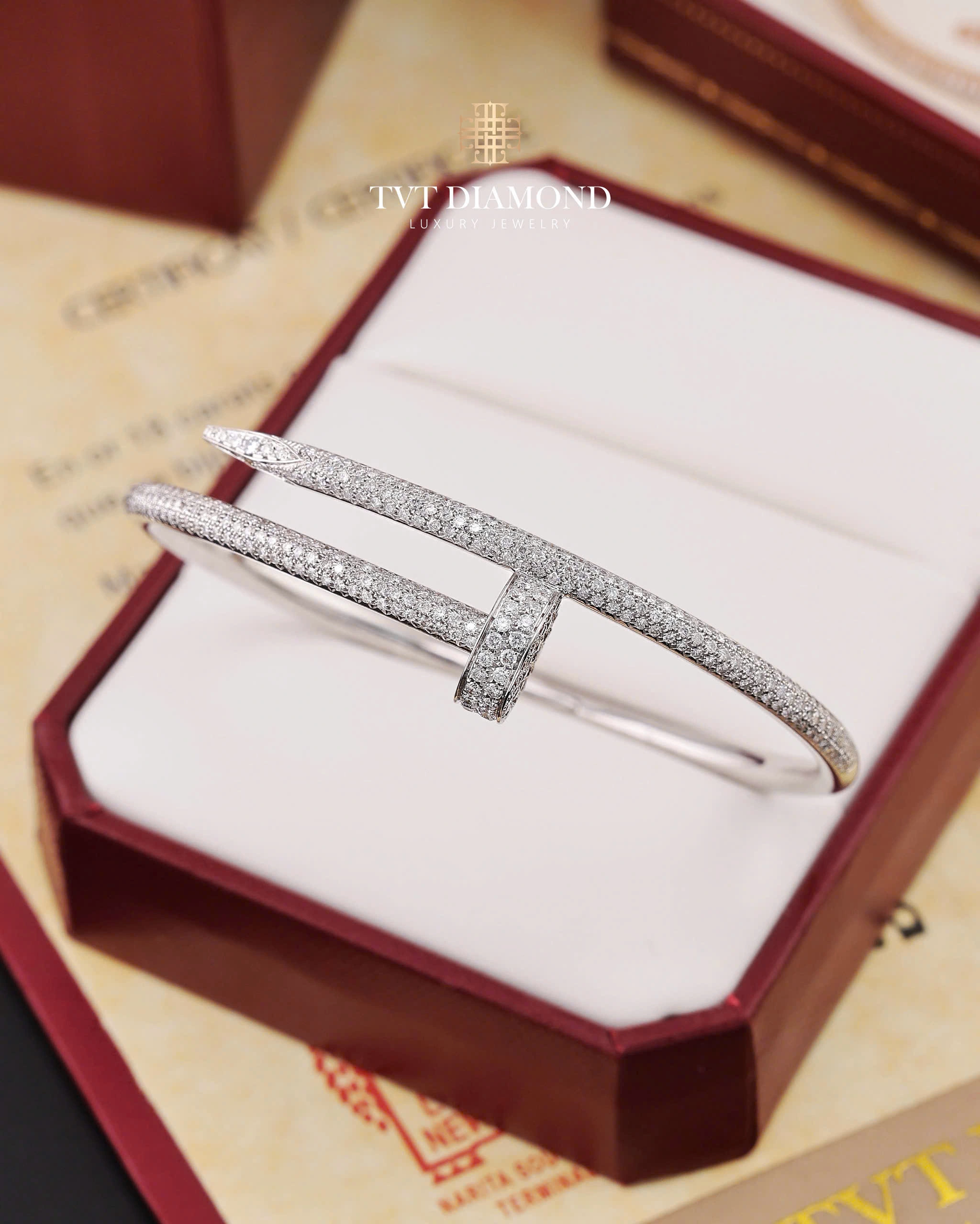 Lắc tay Cartier đinh full kim cương 1