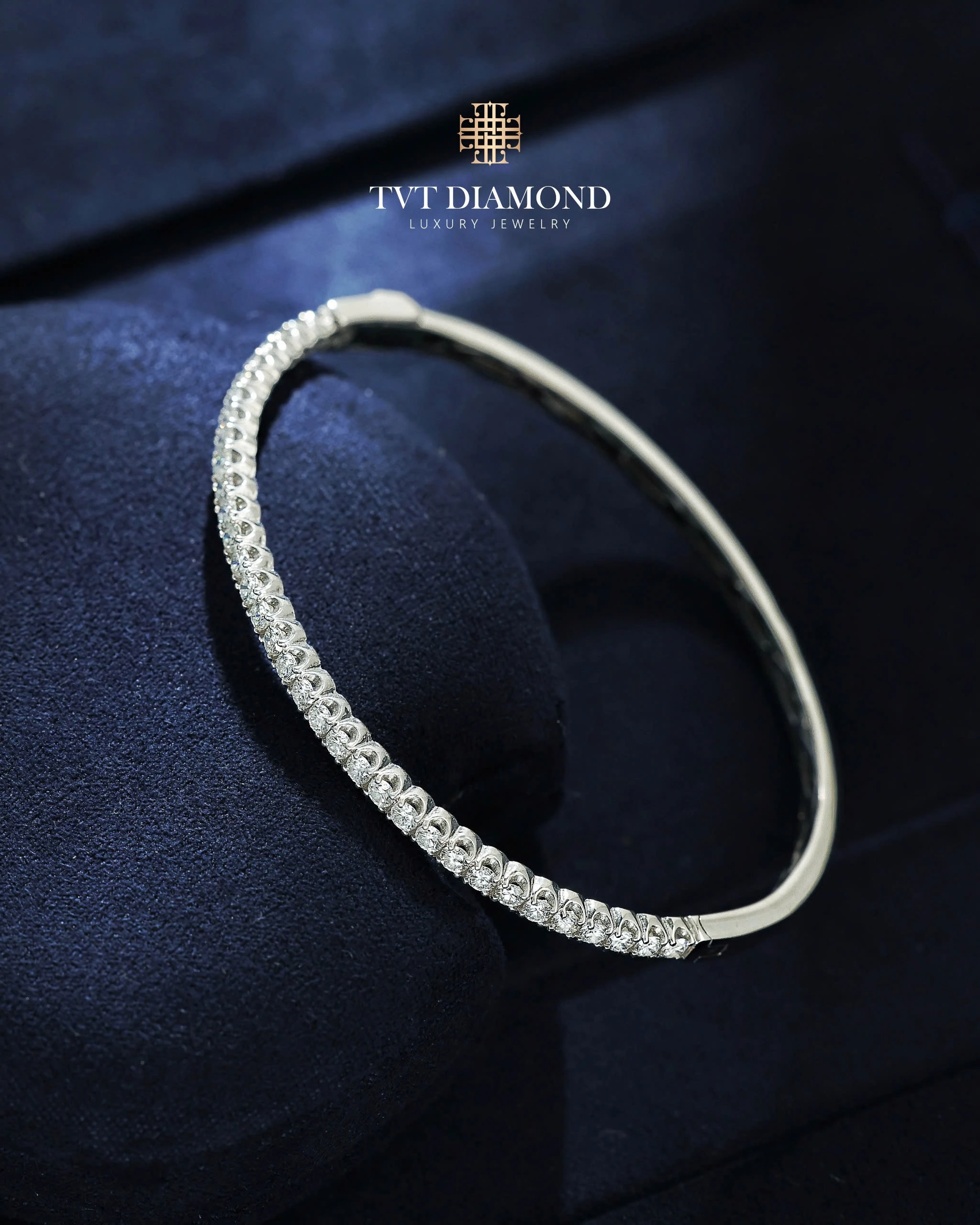 Lắc tay Chaumet đính nửa kim vàng trắng 0