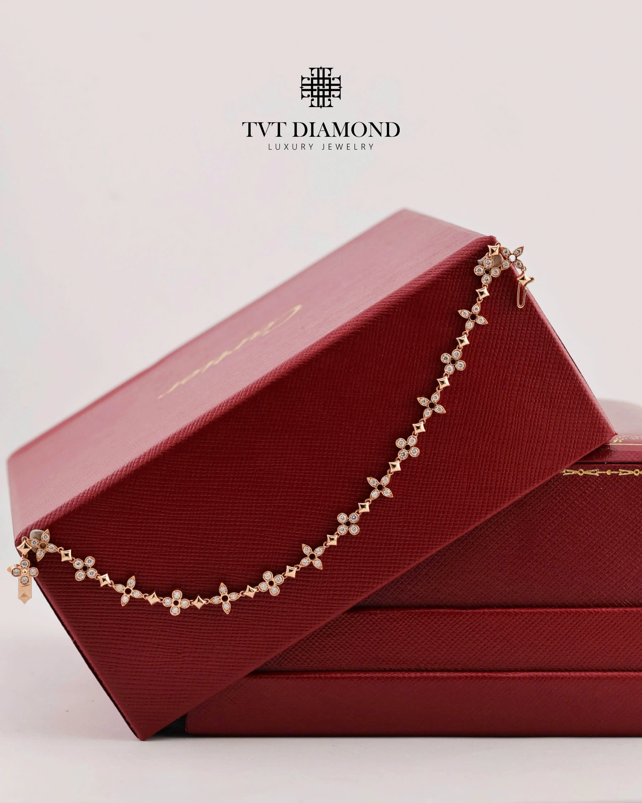 Lắc tay LV mềm 2