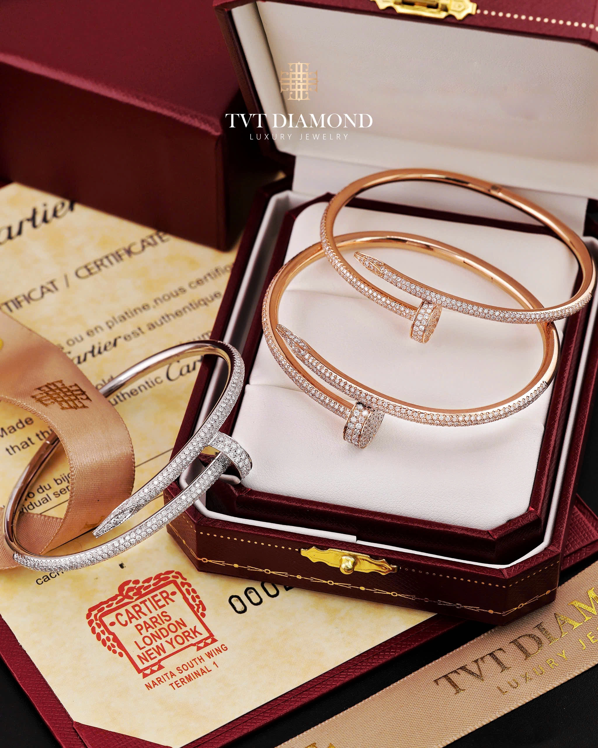 Lắc tay Cartier đinh full kim cương 0